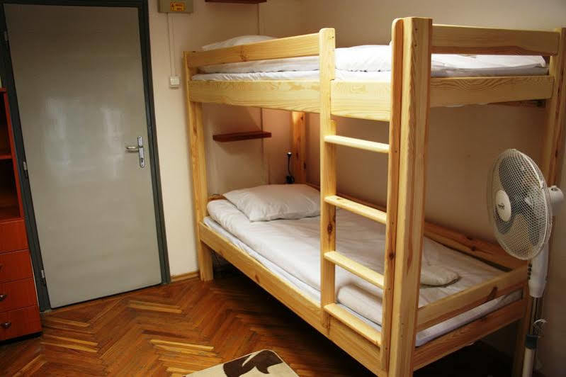 Walking Bed Budapest Downtown Hostel Buitenkant foto
