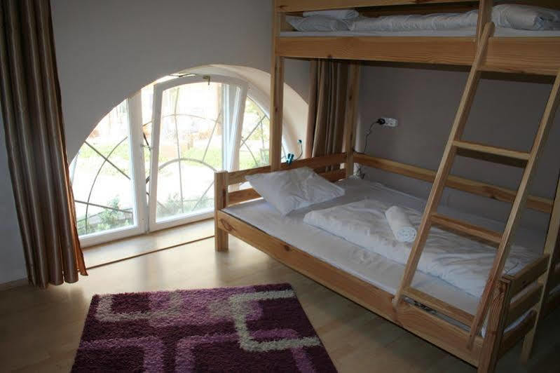 Walking Bed Budapest Downtown Hostel Buitenkant foto